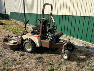 Grasshopper 700 Series FrontMount