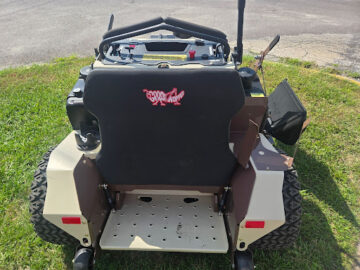 Grasshopper mower with high-back comfort seat for long mowing sessions